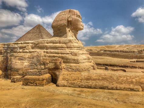 Lösningen av den stora sfinkens gåta, en berättelse om farao Khafre och hans majestiska monument